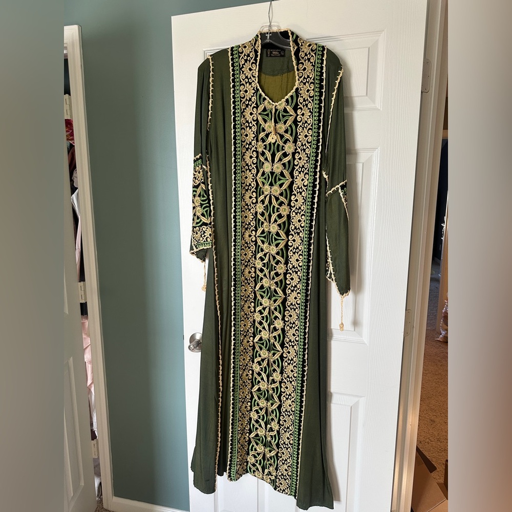 Syrian green Abaya new size large